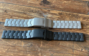Straight Edge Steel Link